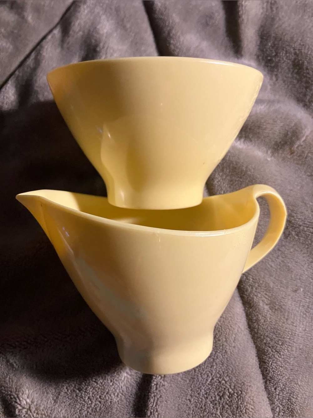 Fostoria Melamine creamer and sugar set in a buttercream yellow color MCM